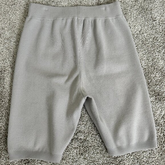 Aritzia Wilford Shorts - Picture 3 of 3